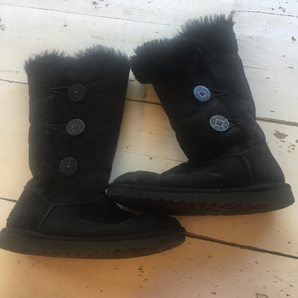 UGG Shoes - Ugg Black button fur boots (8)